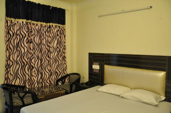Hotel Grand Residency